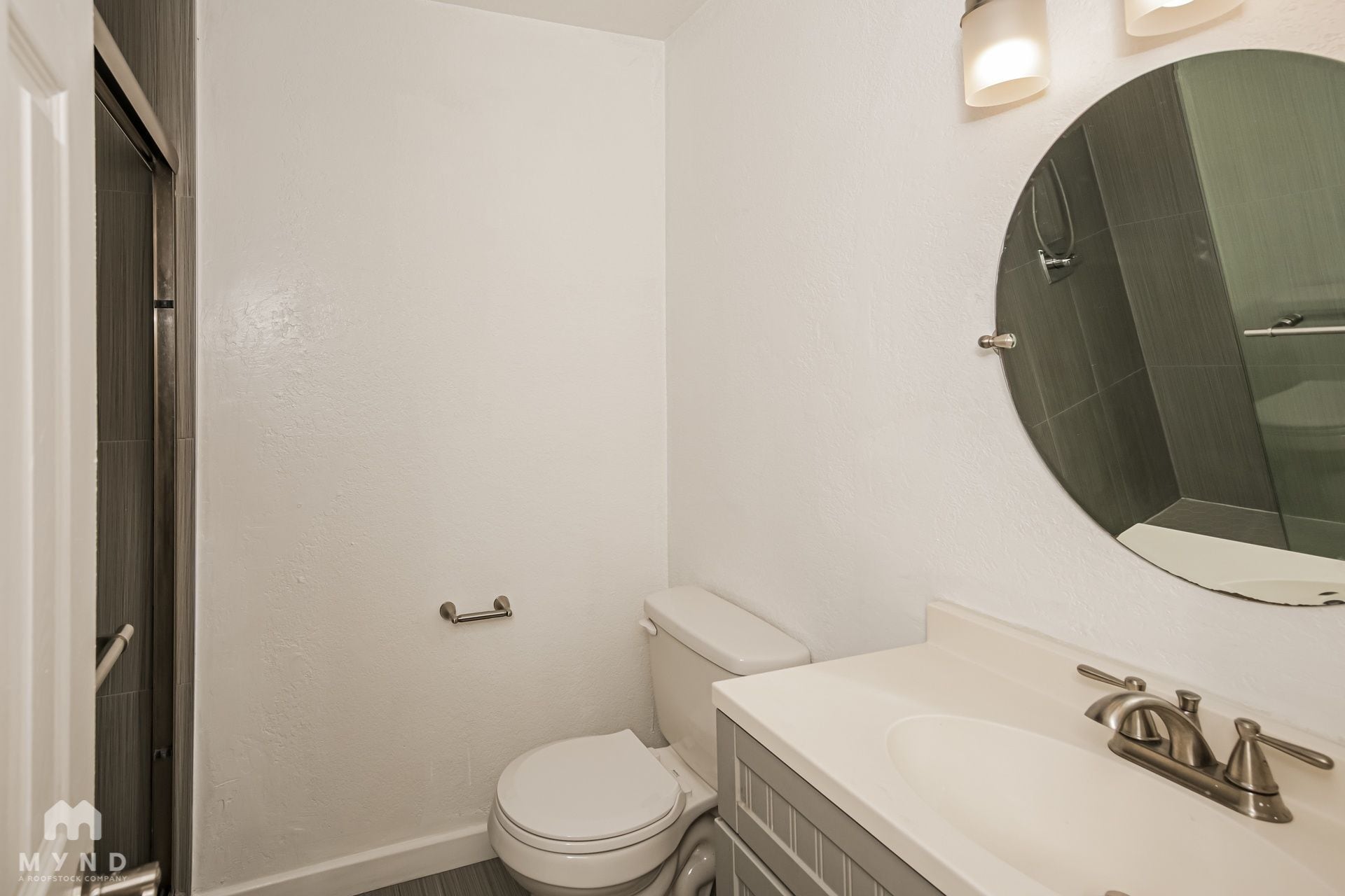 Building Photo - 720 Dempsey Rd