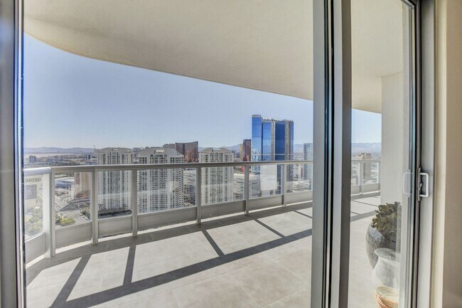 Building Photo - Turnberry Towers 4305W-Strip/City Views from this Stunning 3Bd/2.5Ba Residence