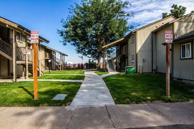 Building Photo - 923 Cowl St