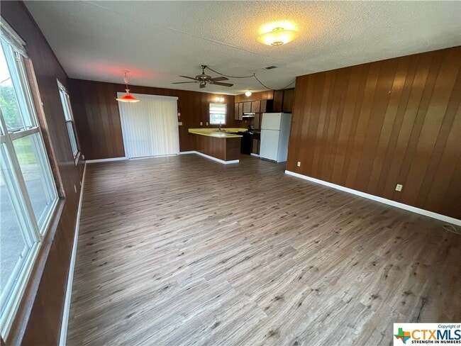 Building Photo - 354 Canyon Cir Dr
