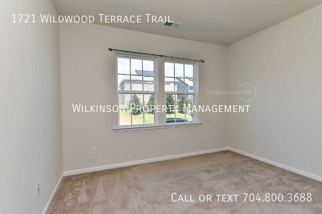 Building Photo - 1721 Wildwood Terrace Trl