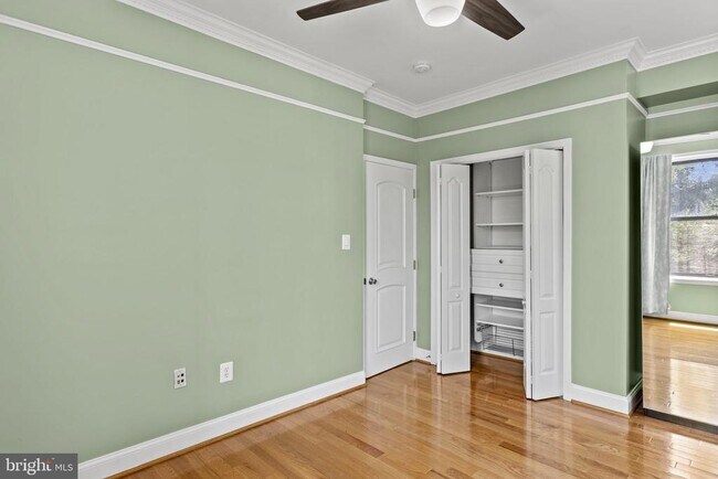 Building Photo - 1437 Spring Rd NW