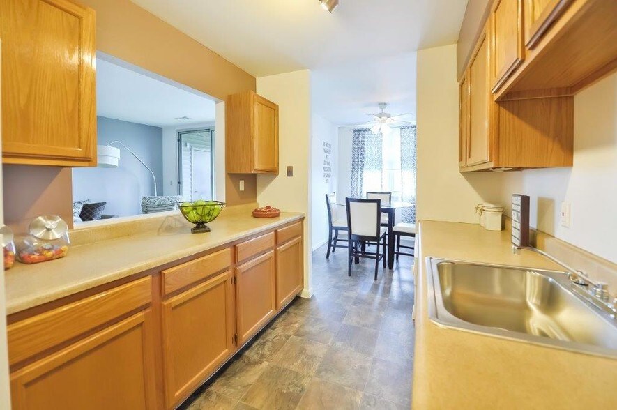 Summit Pointe Apartment Homes 108 Summit Pointe Dr Scranton PA 18508