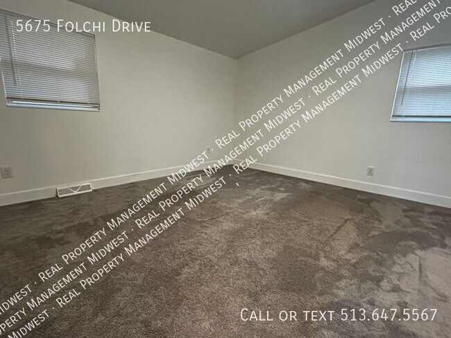 Building Photo - 5675 Folchi Dr