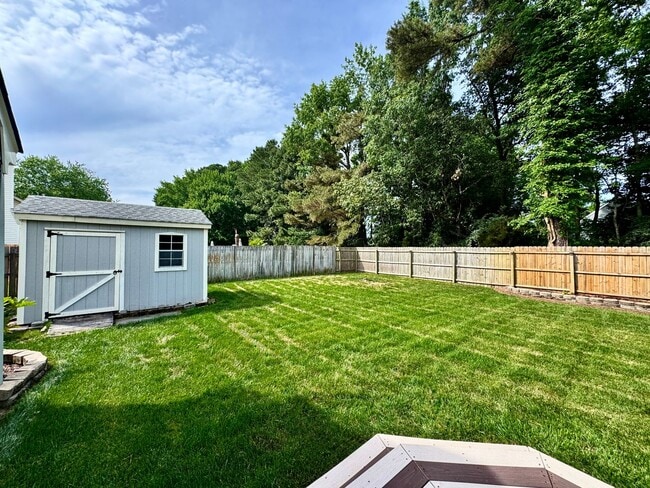 Building Photo - Available 07-01-26! 2-Car Attached Garage - Pet Friendly w/Restrictions - Fenced Yard on a HUGE C...