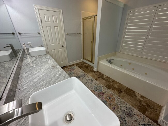 Building Photo - Tangleridge Dr  - Now available!