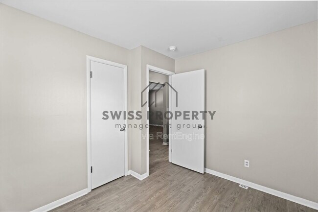 Building Photo - 1549 Oakland Park Ave