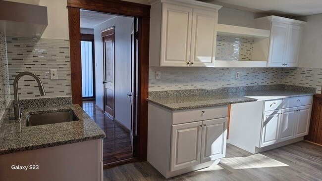 Building Photo - 17 Cleveland Ave