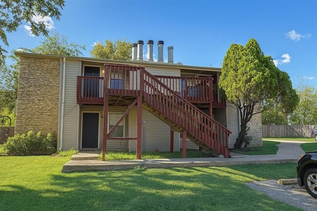 Building Photo - 903 Taulbee Ln