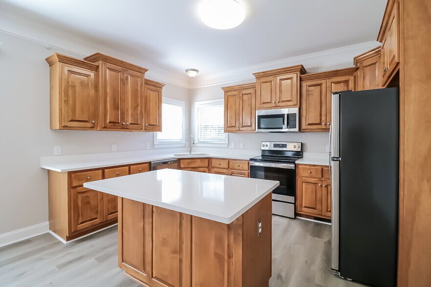 Building Photo - 133 Holiday Island Dr