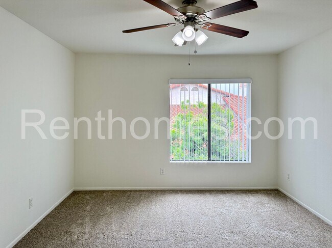 Building Photo - 2425 Cranston Dr