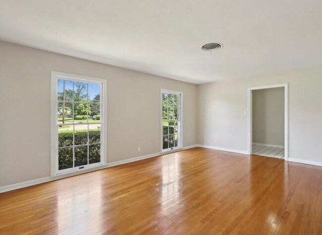 Building Photo - 1175 N 23rd St