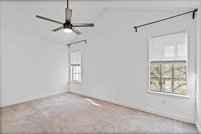 Building Photo - 11821 Bittern Hollow