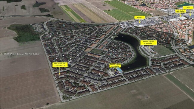 Building Photo - 17170 SW 93rd St