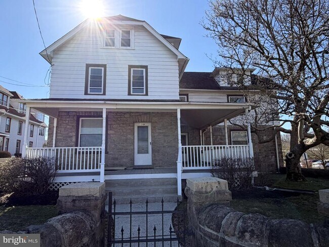 Building Photo - 124 W Butler Pike