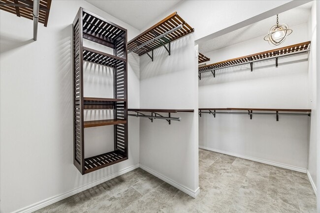 Building Photo - 1030 Crossroads Dr