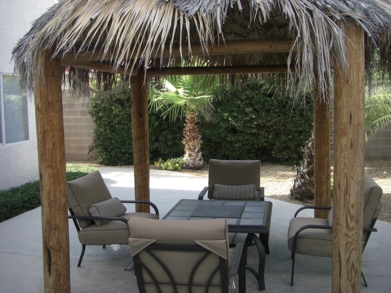 Building Photo - 9402 Santa Fe Rose Street