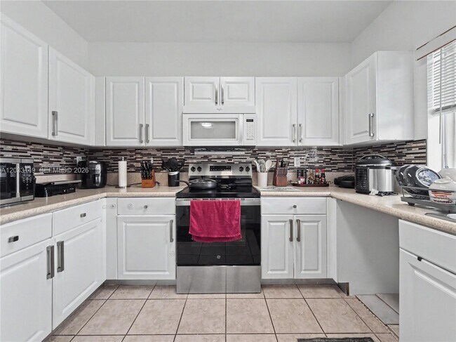 Building Photo - 14264 SW 289 Ter