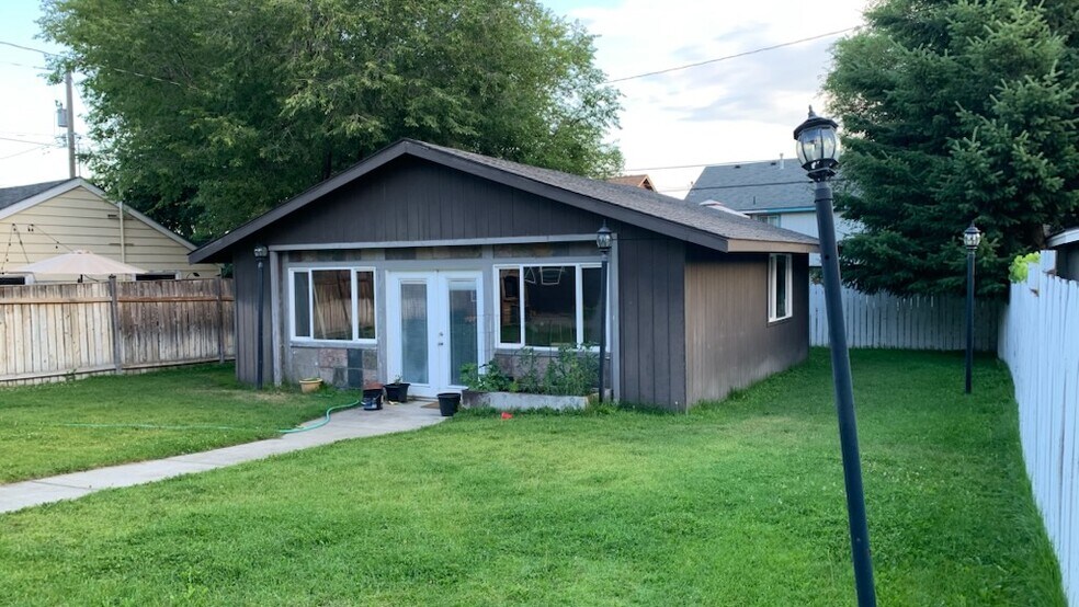 Primary Photo - 3407 E 28th Ave