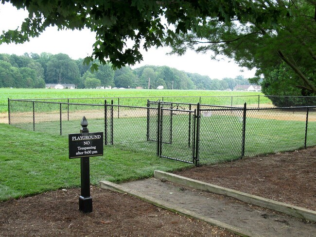 Off-leash Dog Park - Greens at Cross Court