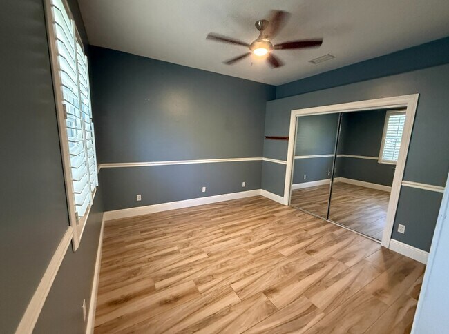 Building Photo - 6331 Yellow Wood Pl