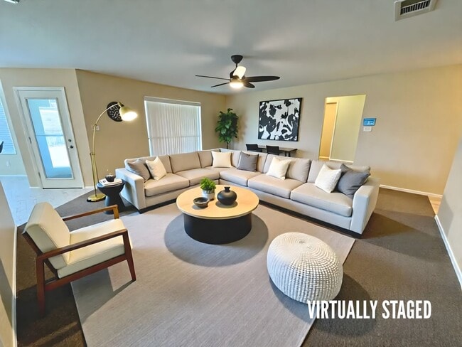 Building Photo - 5104 Bridle Dr