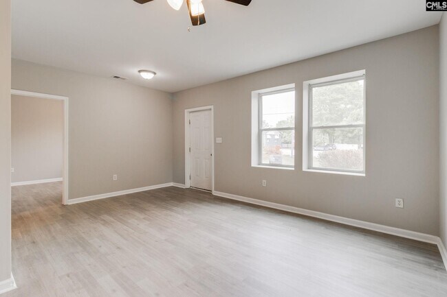 Building Photo - 6536 Shakespeare Rd