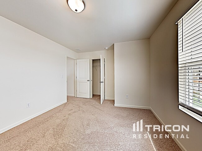 Building Photo - 1017 Hudson Ct