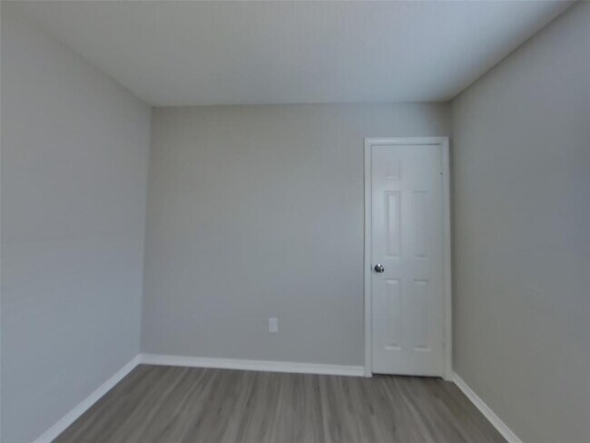 Building Photo - 1302 Texas Oak Way