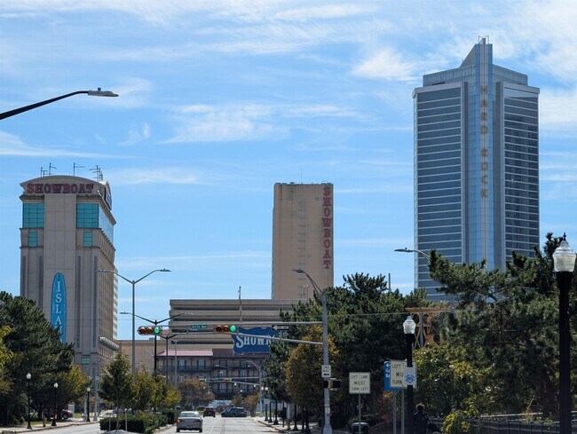 Building Photo - 124 N Delaware Ave