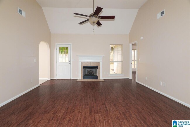 Building Photo - 512 Camden Cove Cir