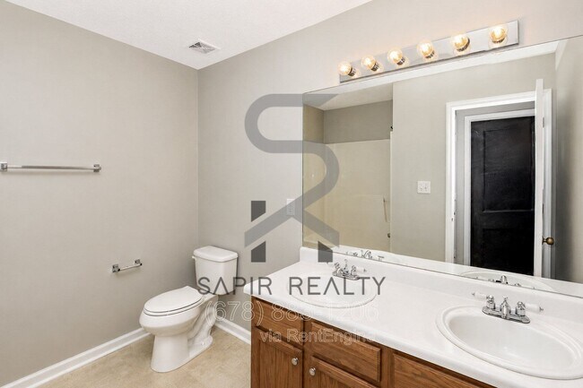 Building Photo - 5868 Amerson Ln