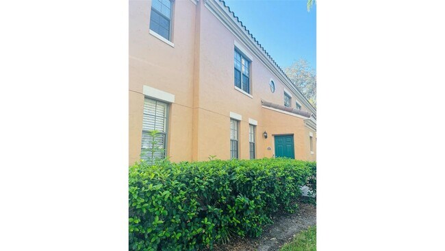 Building Photo - 1462 Resolute St