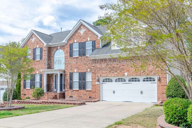 Building Photo - 2041 Jadewood Dr