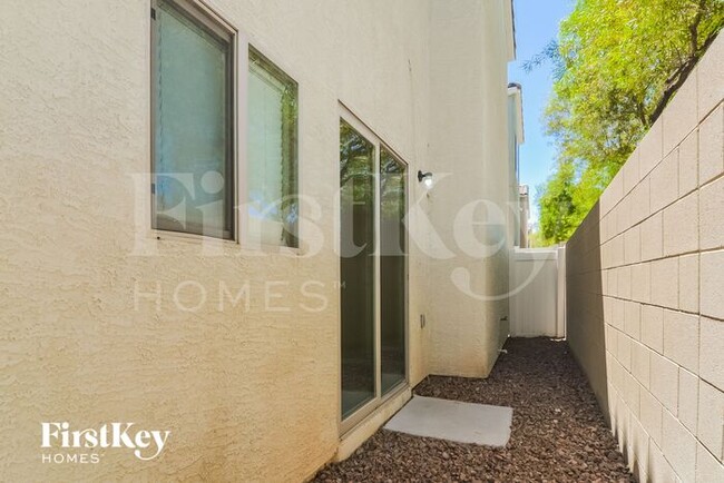 Building Photo - 5304 Tipper Ave