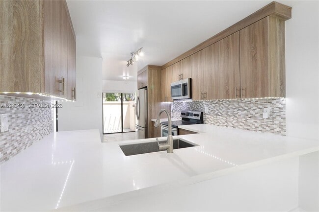 Building Photo - 8124 SW 87th Terrace