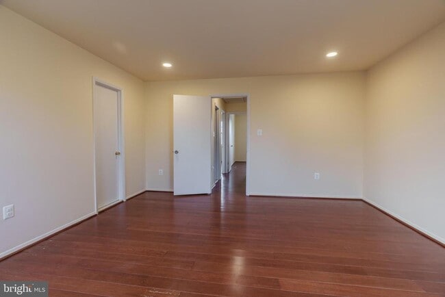 Building Photo - 12 Casey Ct