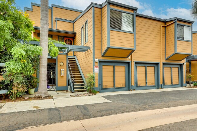 Building Photo - 801 Kalpati Cir