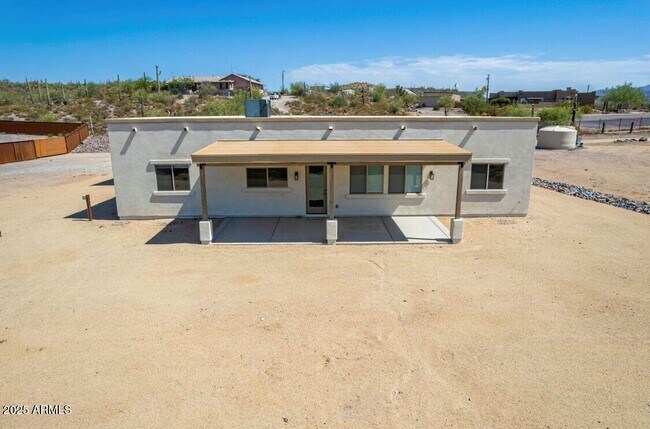 Building Photo - 48126 N Coyote Pass Rd