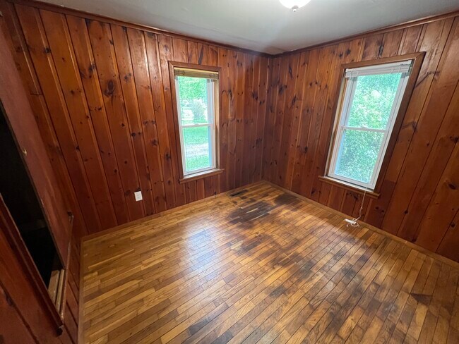 2nd Bedroom or Office - 2602 W John St
