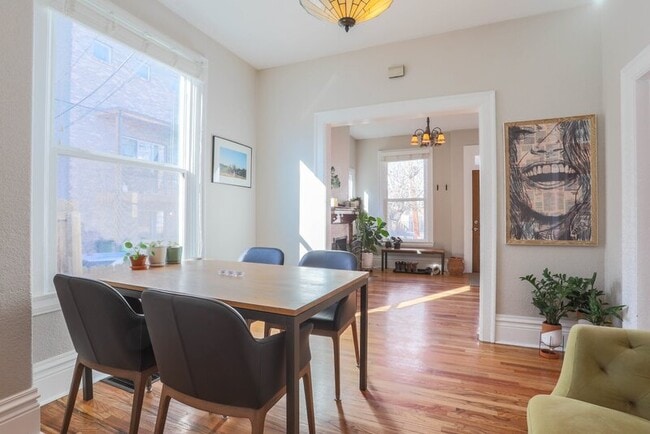 Building Photo - 2220 W 31st Ave