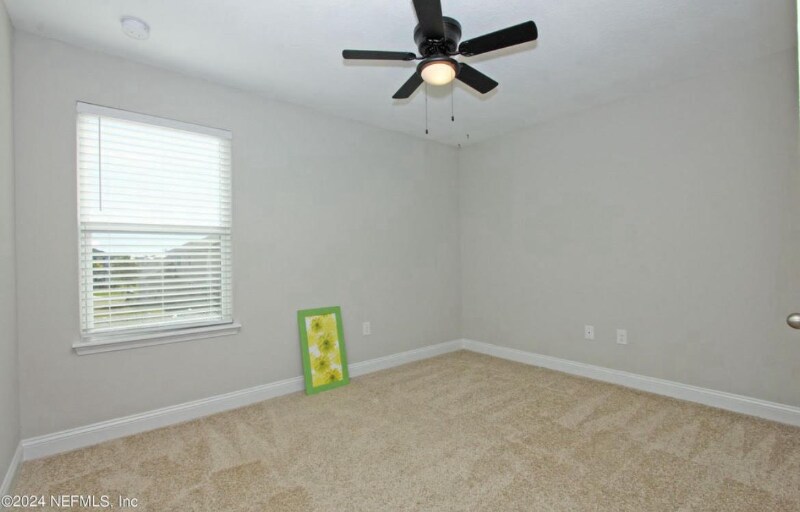 Building Photo - 242 Silverleaf Village Dr