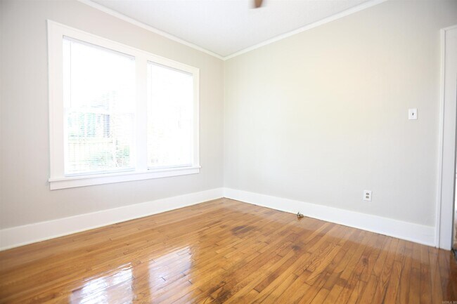 Building Photo - 3430 N Cypress St