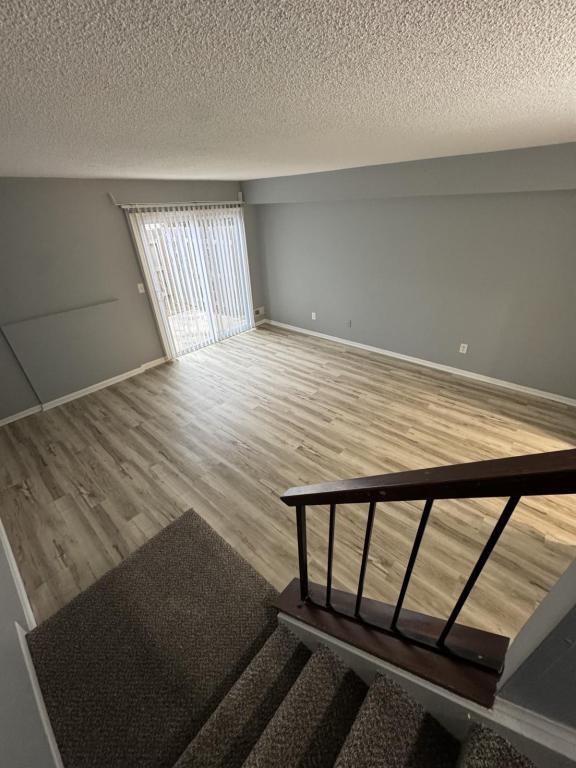 Building Photo - 11 Johnny Appleseed Ct