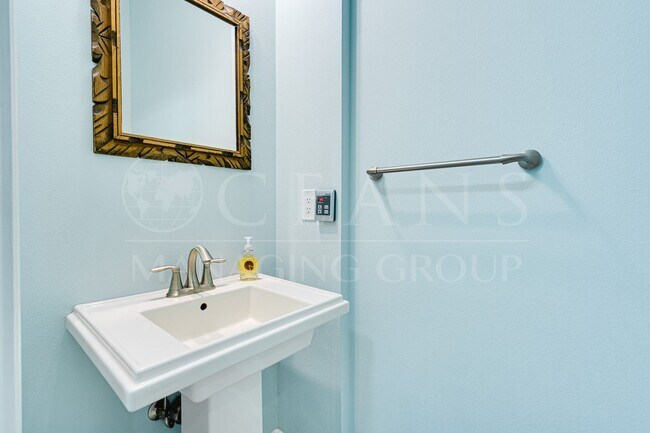 Building Photo - Charming Flagler Beach Rental with Private...