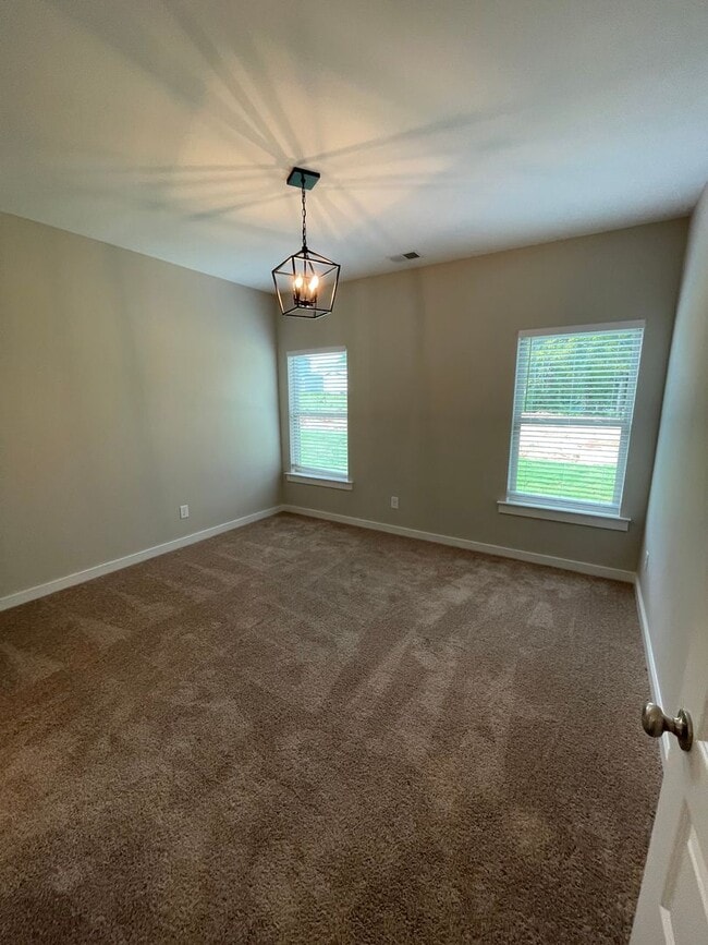 Building Photo - New Construction Home for Rent in Weaver, ...