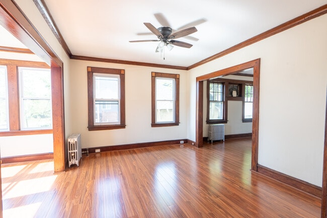 Building Photo - 107 Boyden Ave