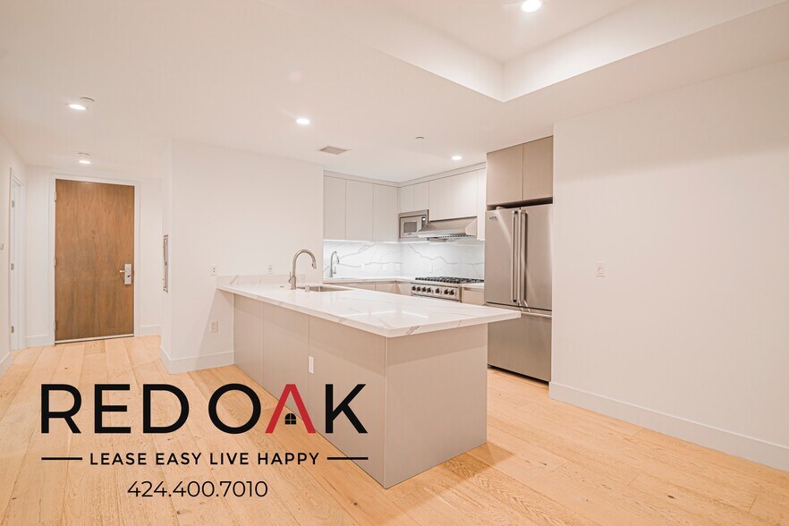 Building Photo - 1415 Reeves St