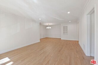 Building Photo - 1252 N Crescent Heights Blvd