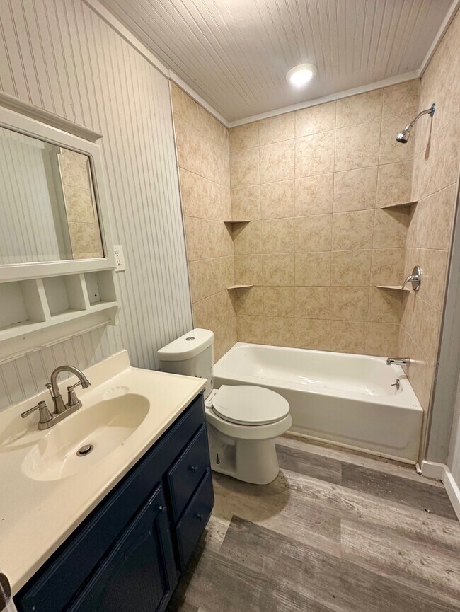 Building Photo - 1206 15th St